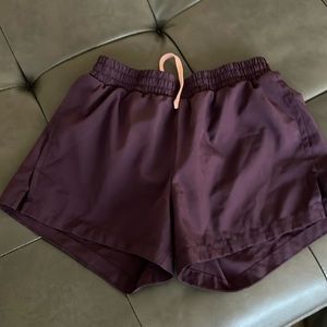 Old Navy active shorts size large